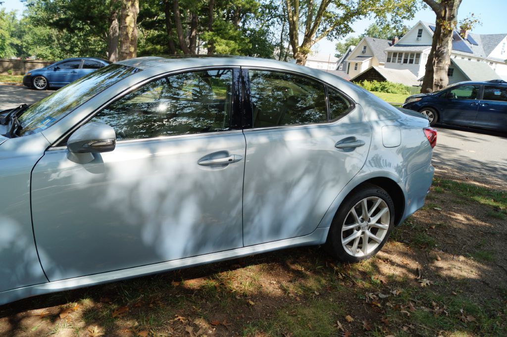 2012 Lexus IS 250 Image 5