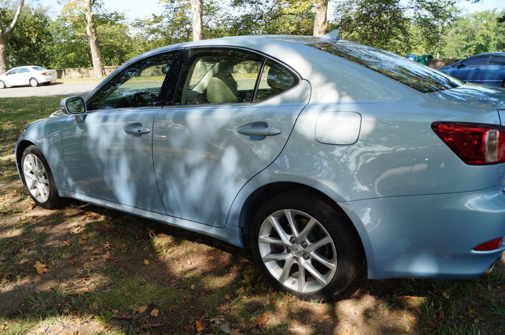 2012 Lexus IS 250 Image 7