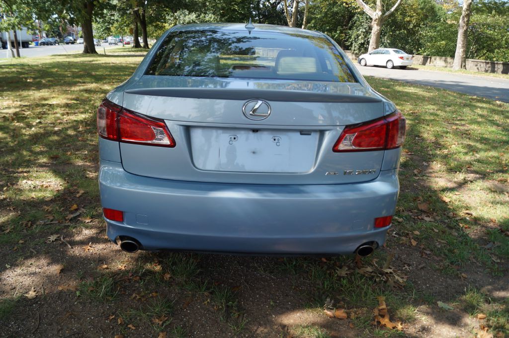 2012 Lexus IS 250 Image 8