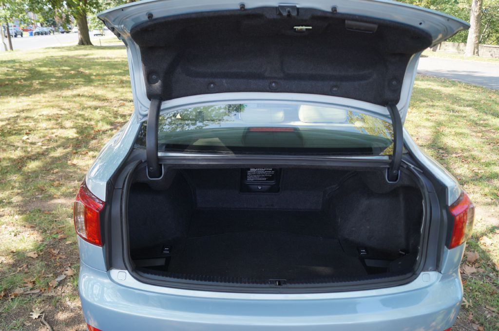2012 Lexus IS 250 Image 31