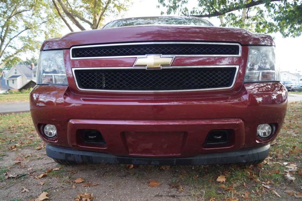 2008 Chevrolet Tahoe Image 1