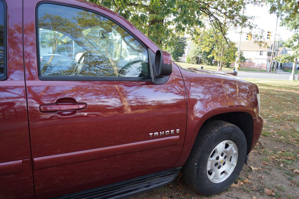 2008 Chevrolet Tahoe Image 10