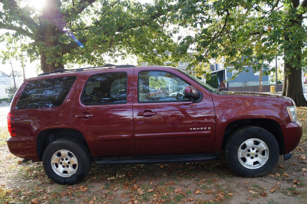 2008 Chevrolet Tahoe Image 11