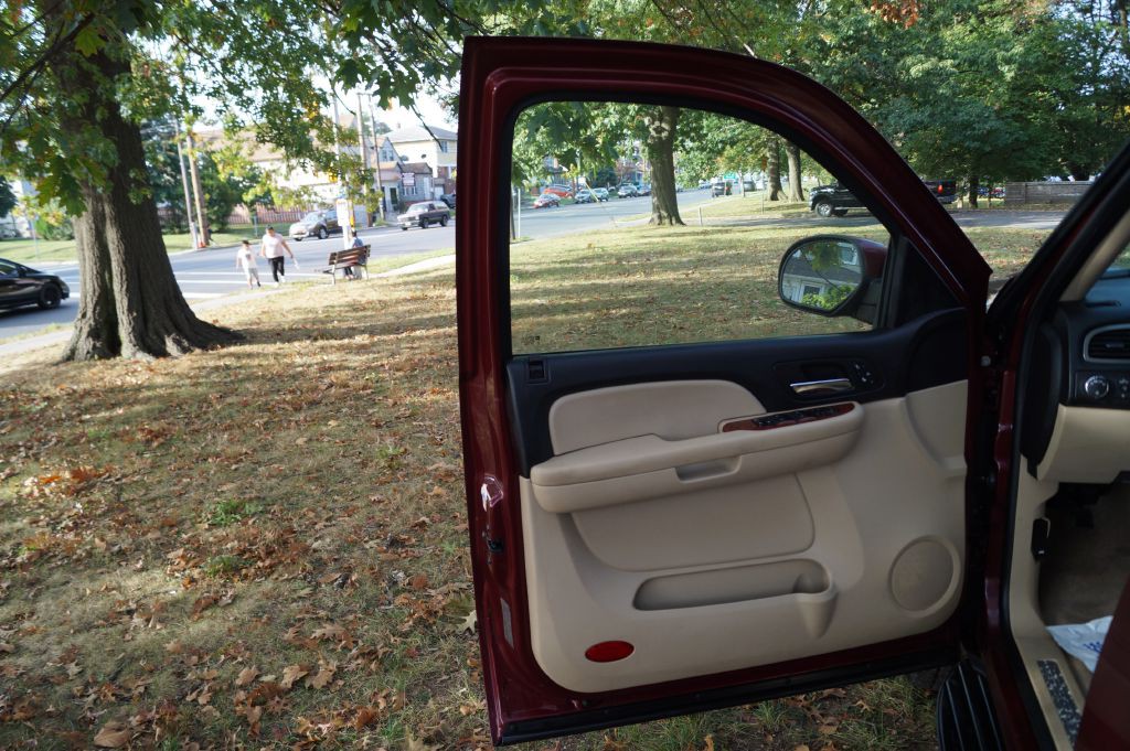 2008 Chevrolet Tahoe Image 16