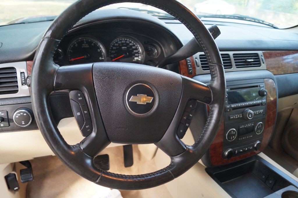 2008 Chevrolet Tahoe Image 18