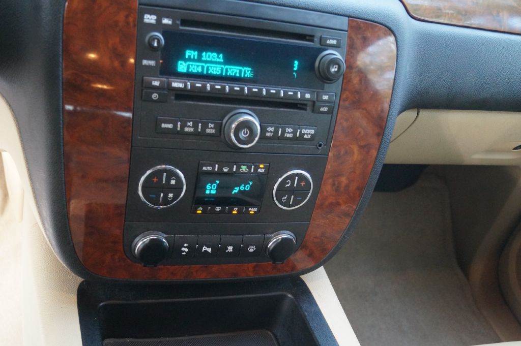 2008 Chevrolet Tahoe Image 19