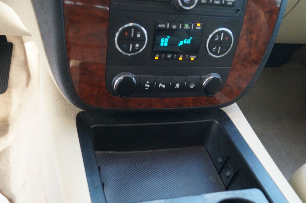 2008 Chevrolet Tahoe Image 20