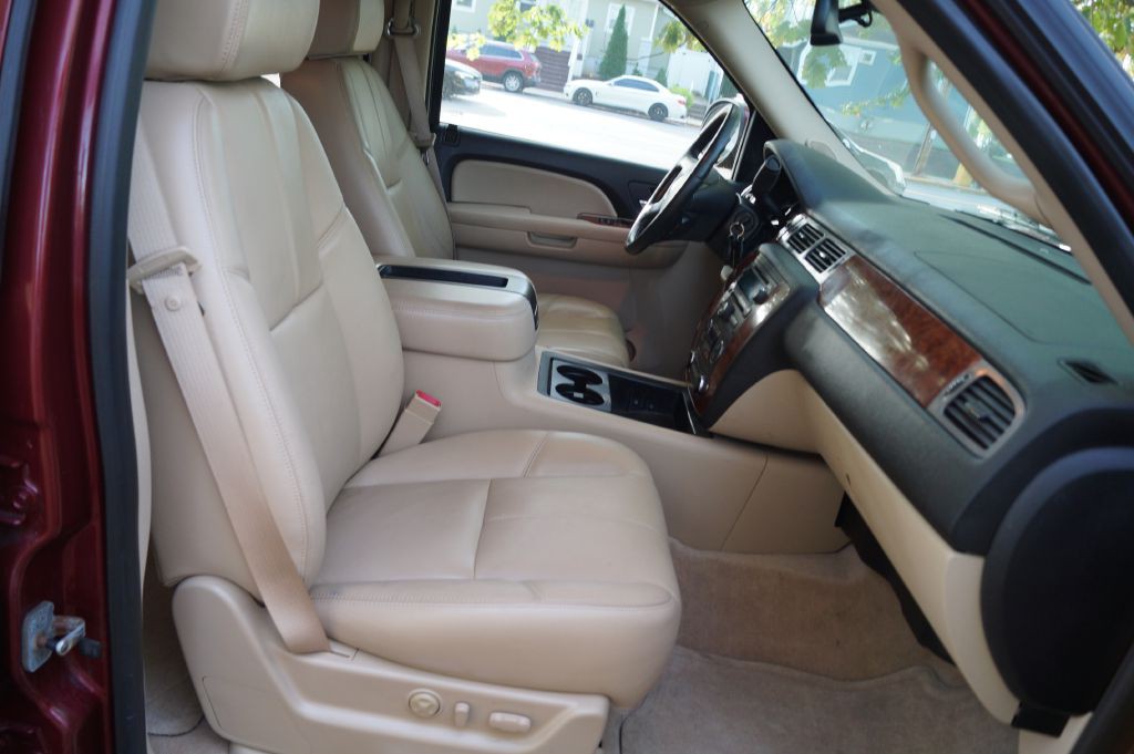 2008 Chevrolet Tahoe Image 22