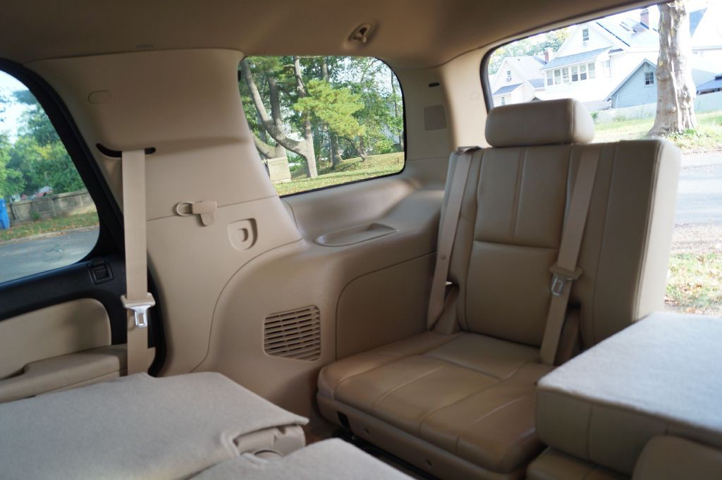 2008 Chevrolet Tahoe Image 28