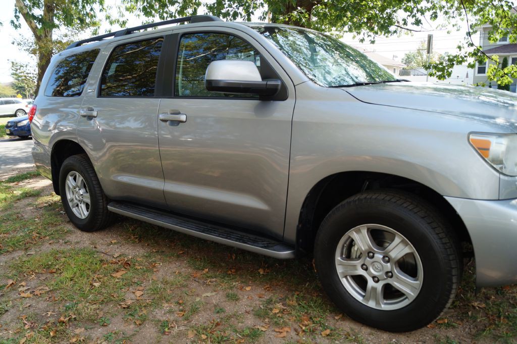 2008 Toyota Sequoia Image 13