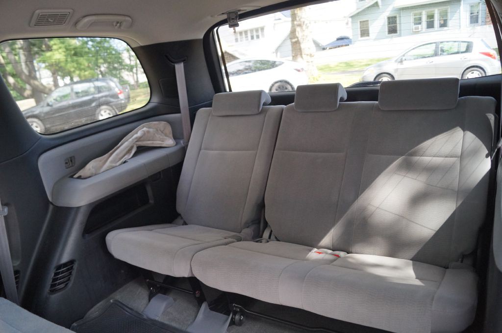 2008 Toyota Sequoia Image 31