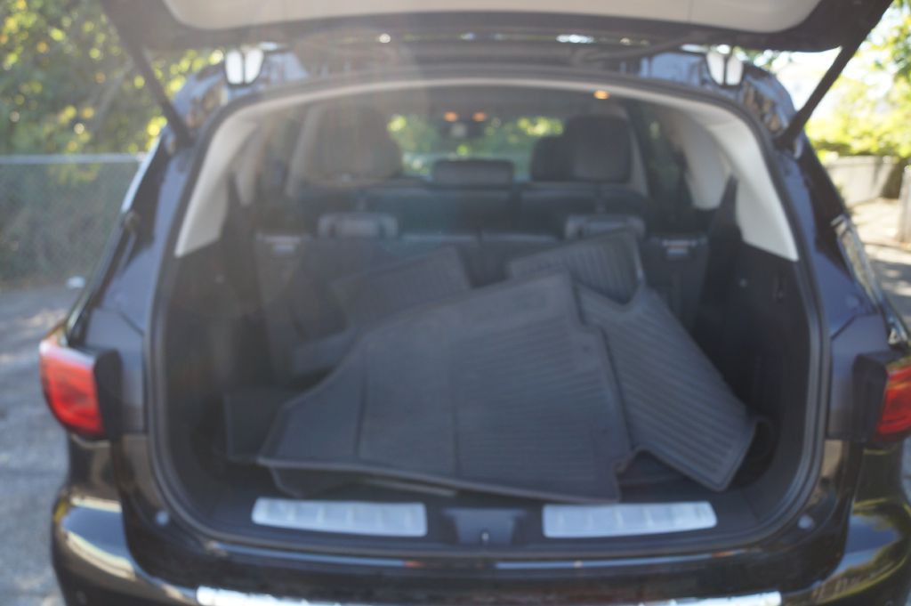 2018 INFINITI QX60 Image 32