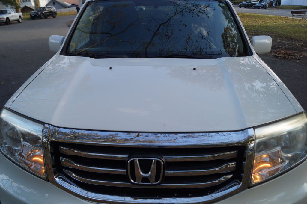 2014 Honda Pilot Image 2