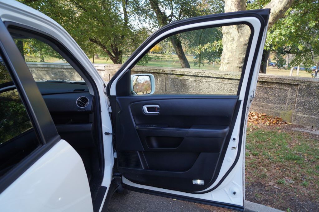 2014 Honda Pilot Image 24