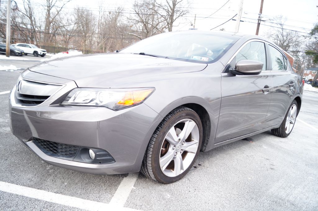 2013 Acura ILX Image 3