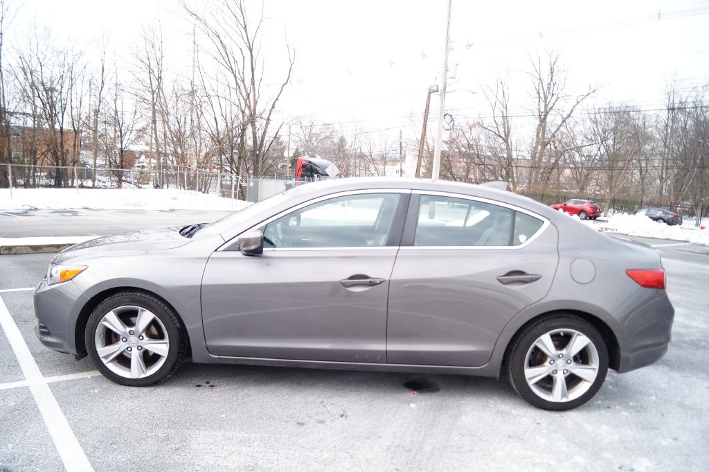 2013 Acura ILX Image 6