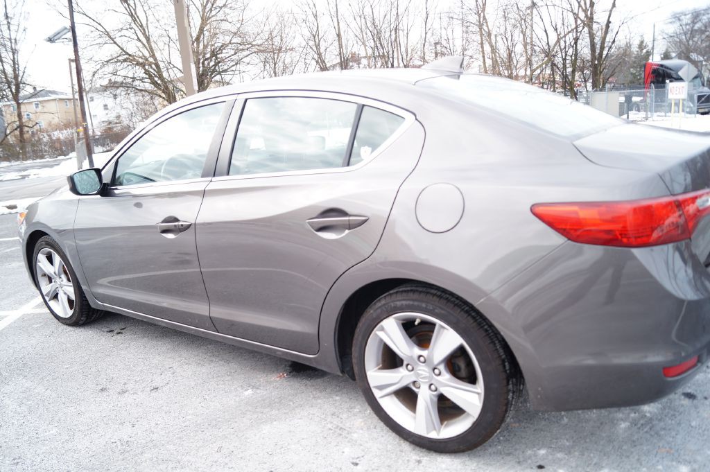 2013 Acura ILX Image 7