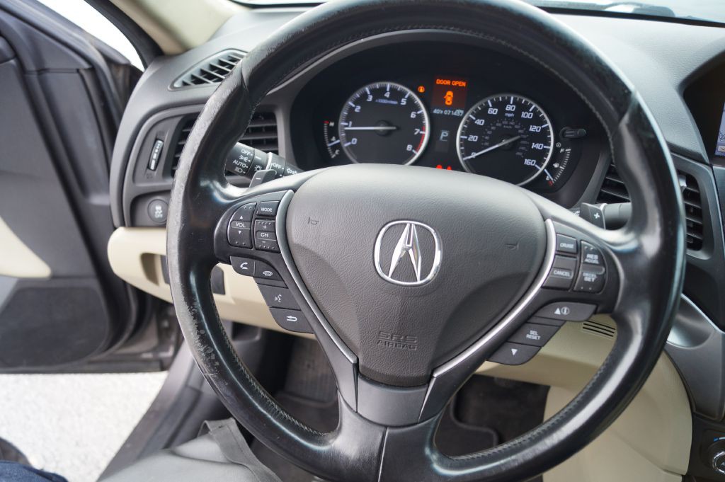 2013 Acura ILX Image 19