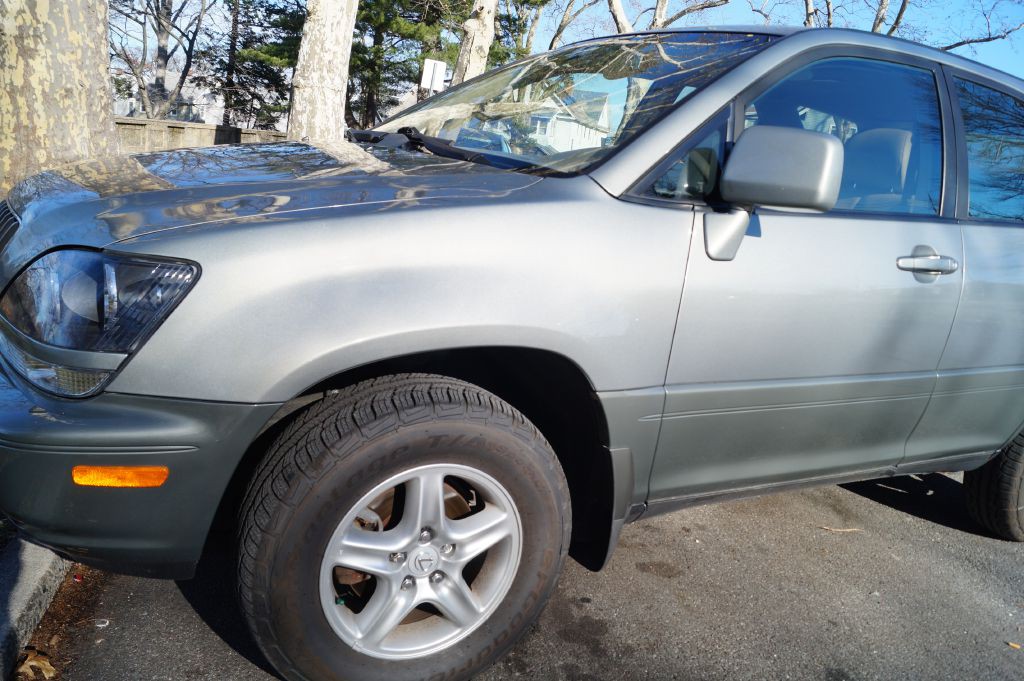 2000 Lexus RX 300 Image 4