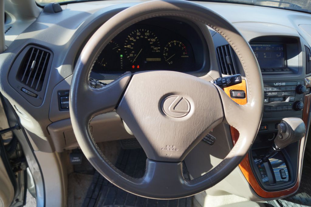 2000 Lexus RX 300 Image 18