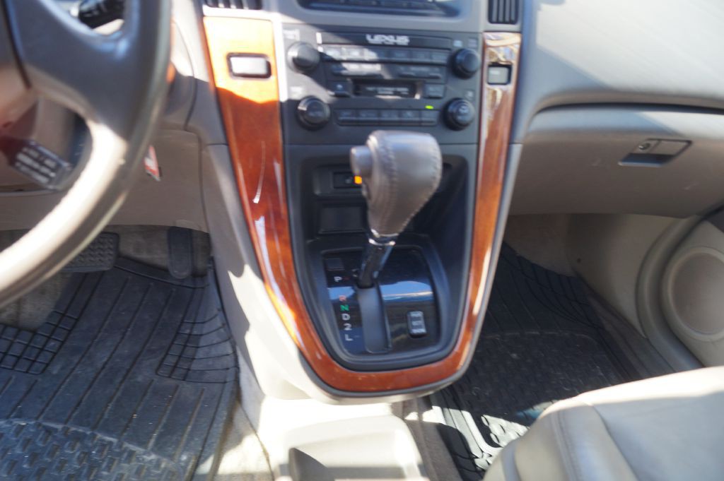2000 Lexus RX 300 Image 20