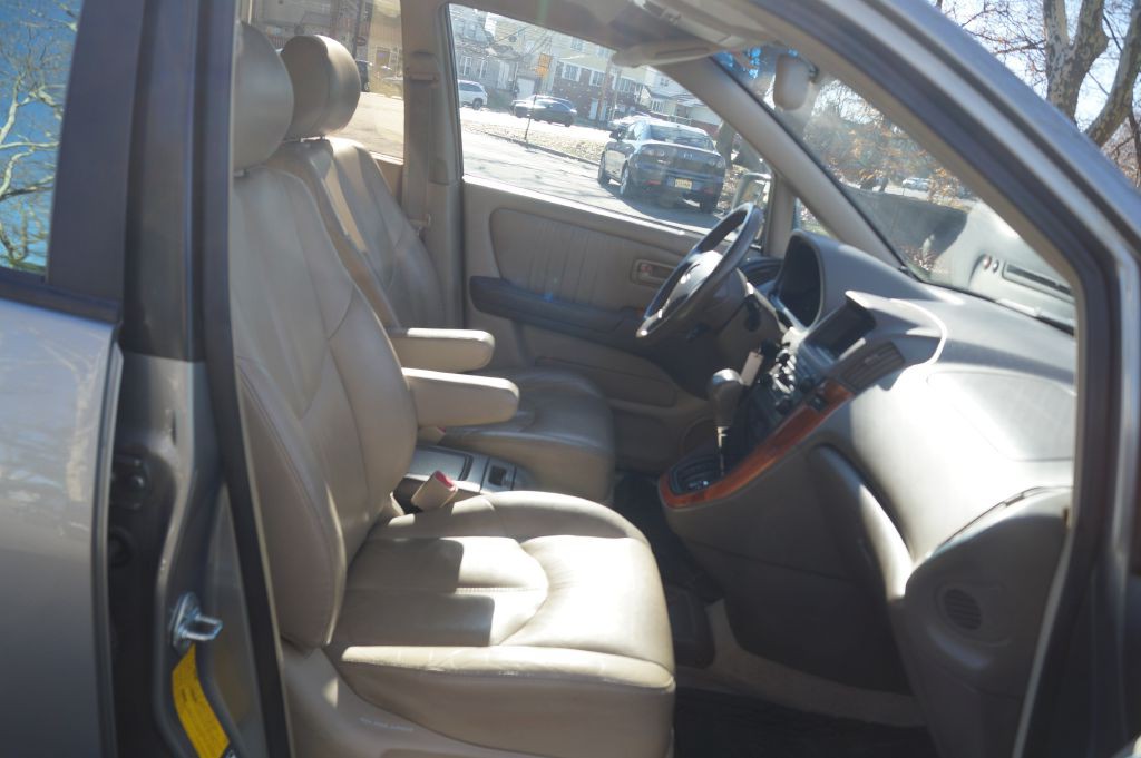2000 Lexus RX 300 Image 22