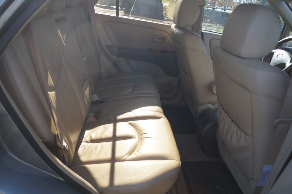 2000 Lexus RX 300 Image 27