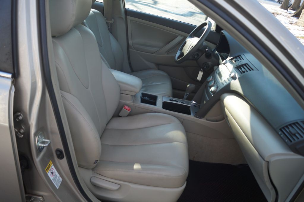 2008 Toyota Camry Image 23