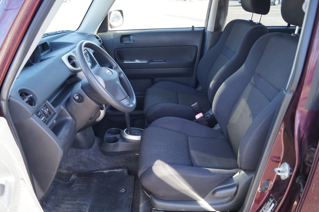 2006 Scion xB Image 19