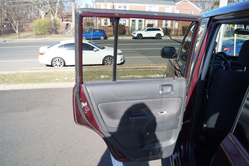 2006 Scion xB Image 26