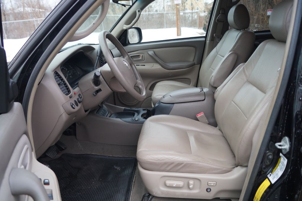 2006 Toyota Sequoia Image 20