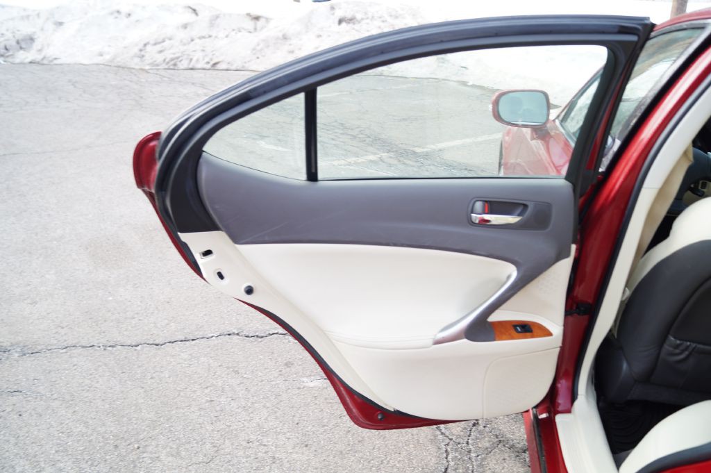 2009 Lexus IS 250 Image 26