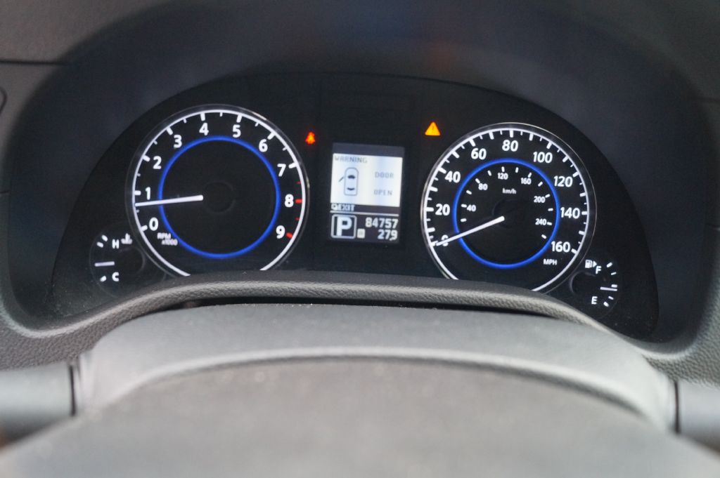 2013 INFINITI G37 Image 19