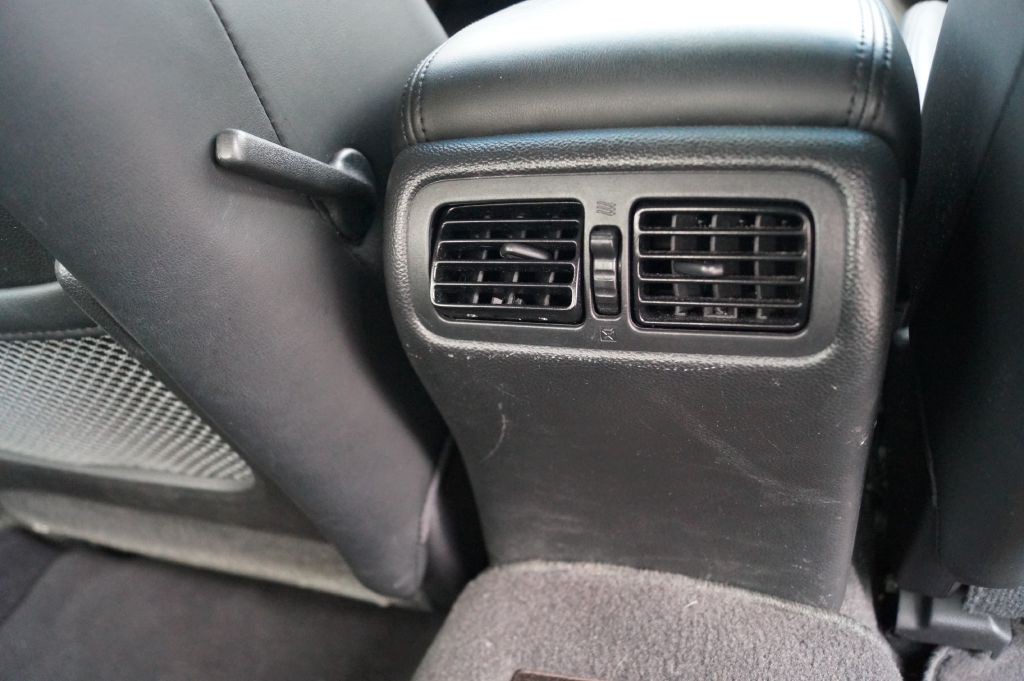 2013 INFINITI G37 Image 28