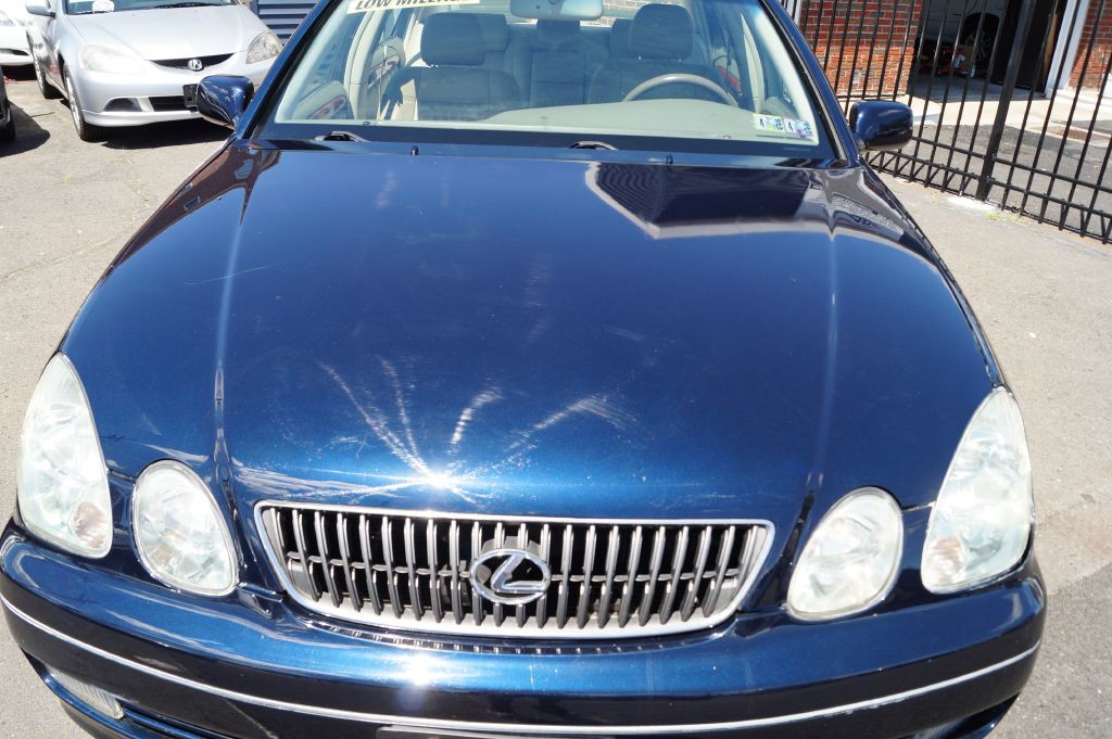 2004 Lexus GS 300 Image 2