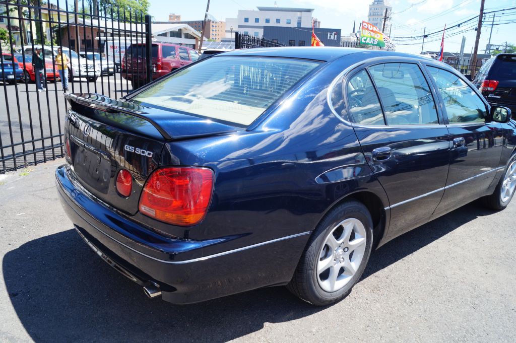 2004 Lexus GS 300 Image 9