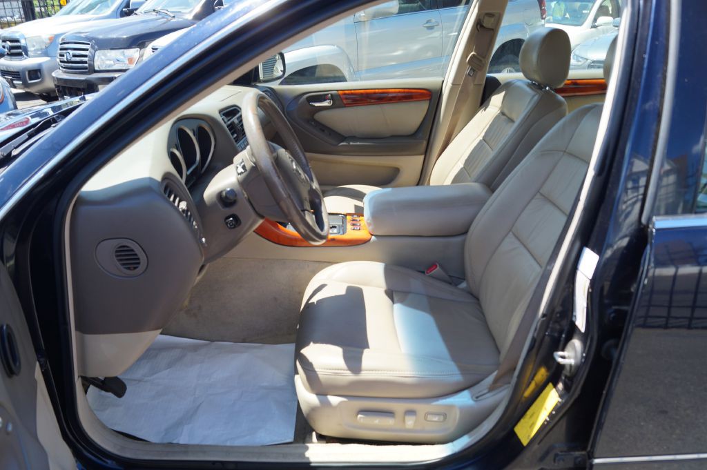 2004 Lexus GS 300 Image 17