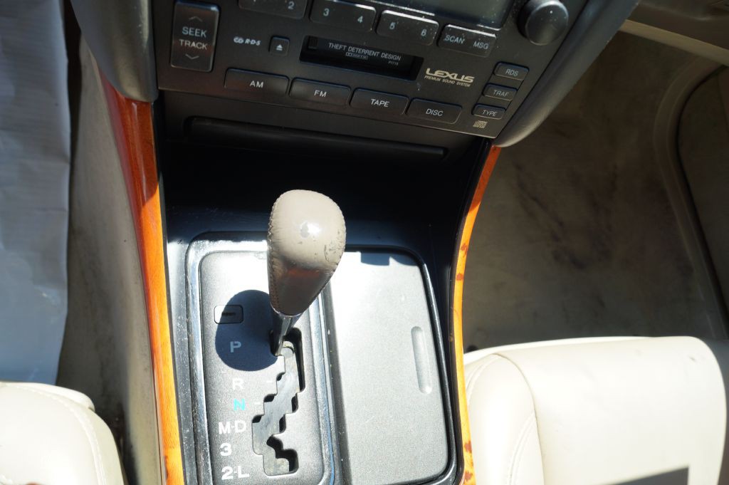 2004 Lexus GS 300 Image 21