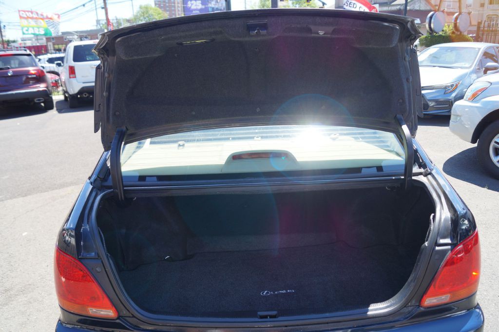2004 Lexus GS 300 Image 28