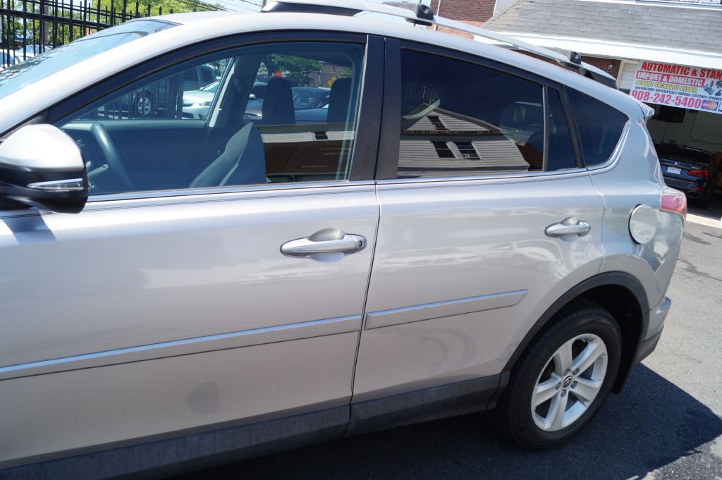 2016 Toyota Rav4 Image 4