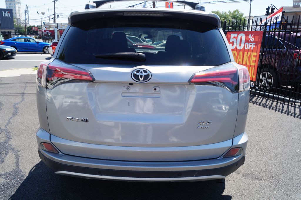 2016 Toyota Rav4 Image 7