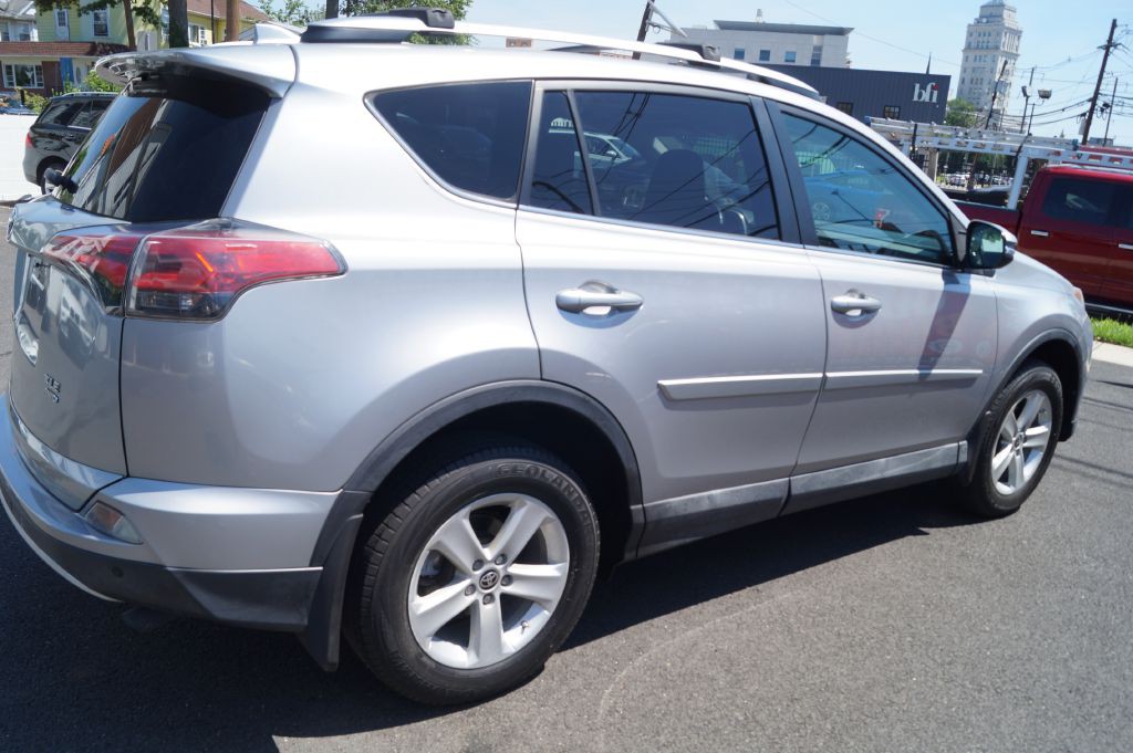 2016 Toyota Rav4 Image 8