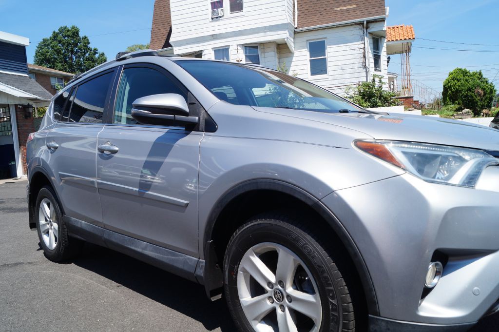 2016 Toyota Rav4 Image 12