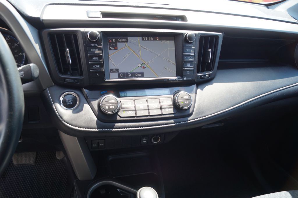 2016 Toyota Rav4 Image 18