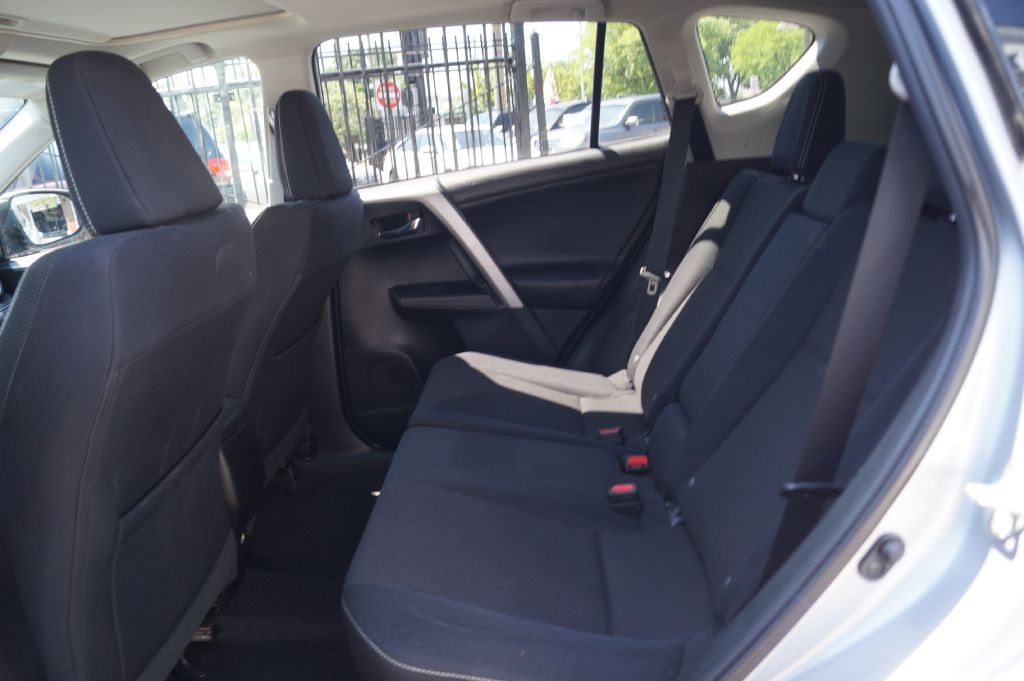 2016 Toyota Rav4 Image 23