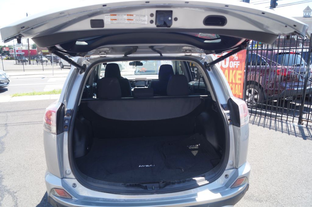 2016 Toyota Rav4 Image 26