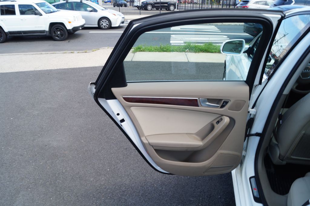 2012 Audi A4 Image 24