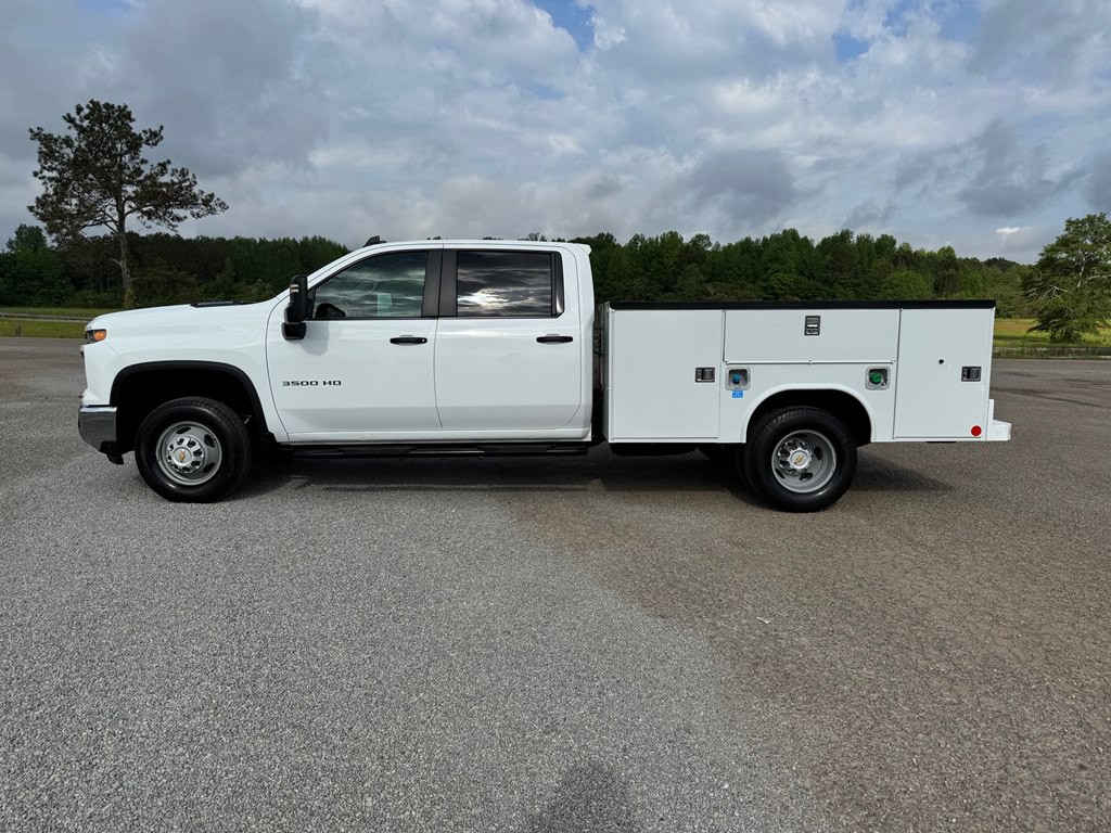 2024 Chevrolet Silverado 1500 Image 3