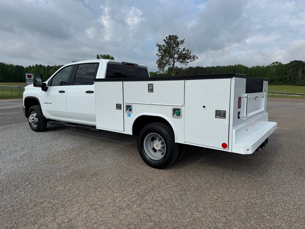 2024 Chevrolet Silverado 1500 Image 4