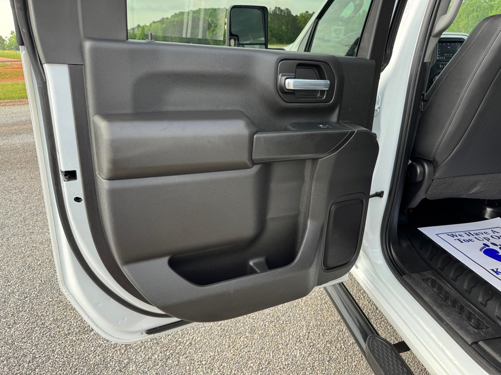 2024 Chevrolet Silverado 1500 Image 9